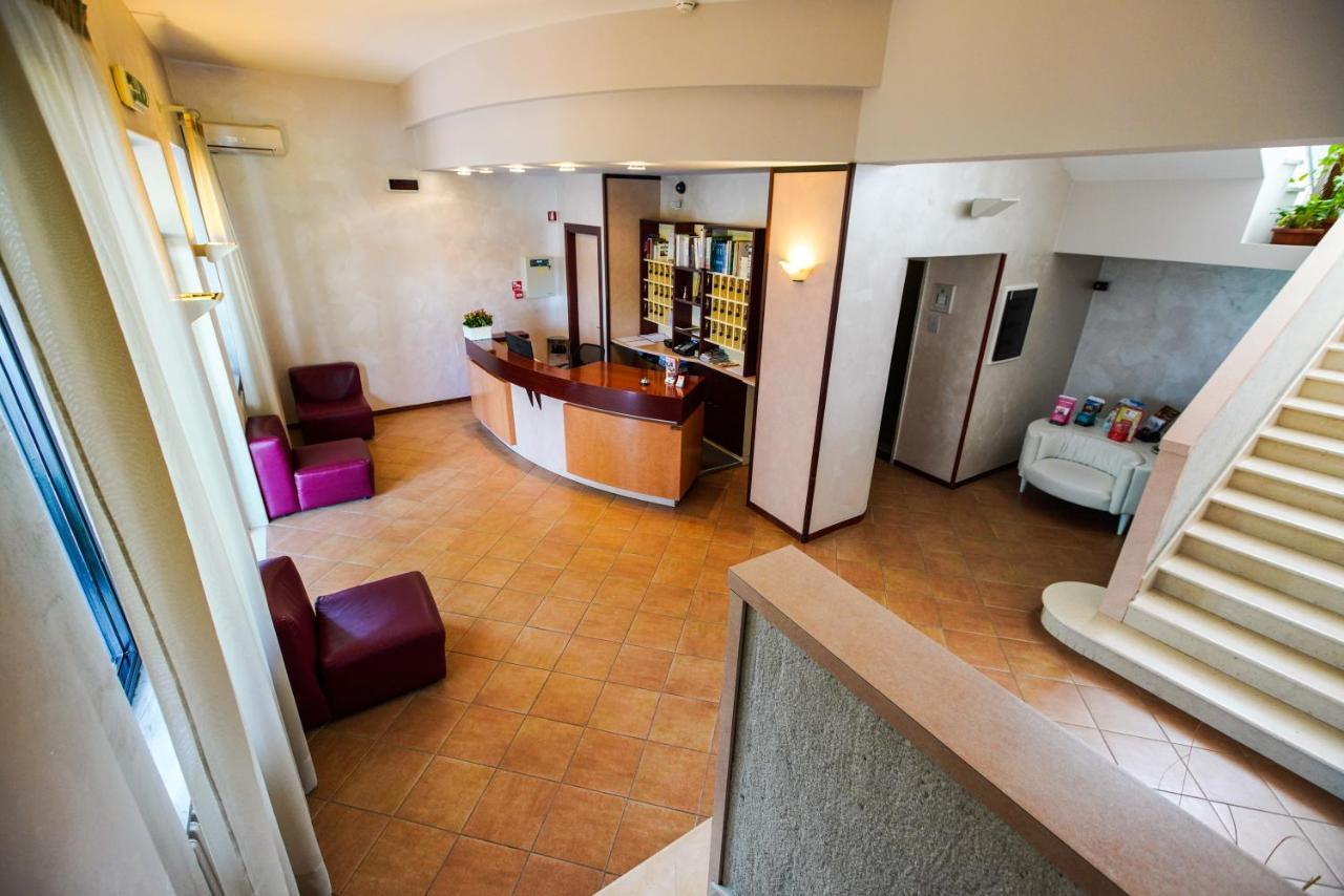 Hotel Murgia ซานเตราโม อิน คอลเล ภายนอก รูปภาพ