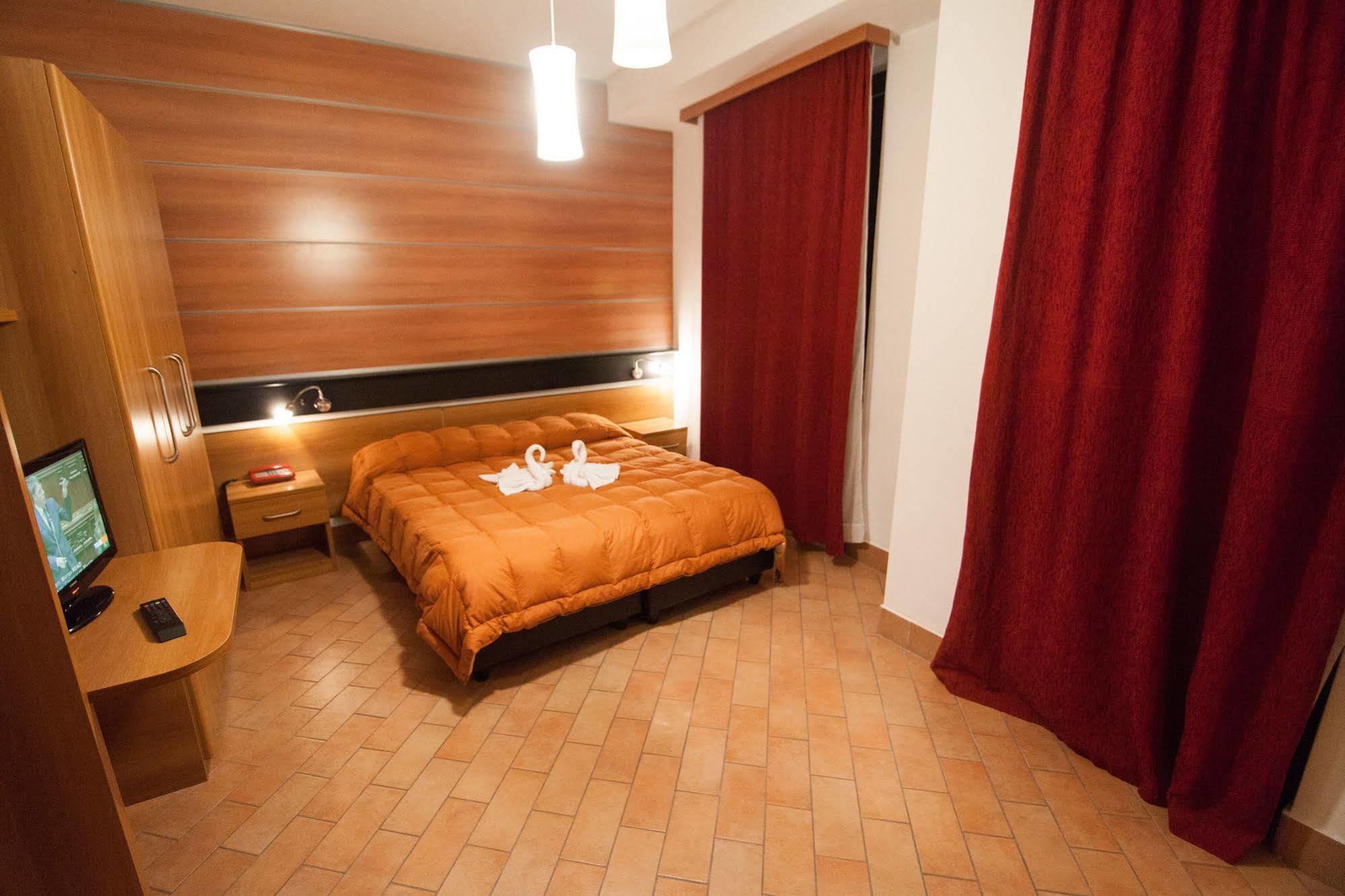 Hotel Murgia ซานเตราโม อิน คอลเล ภายนอก รูปภาพ